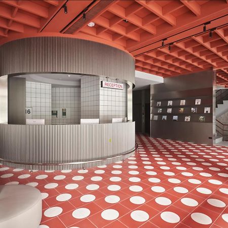 Reddot Hotel Тайчжун Екстер'єр фото